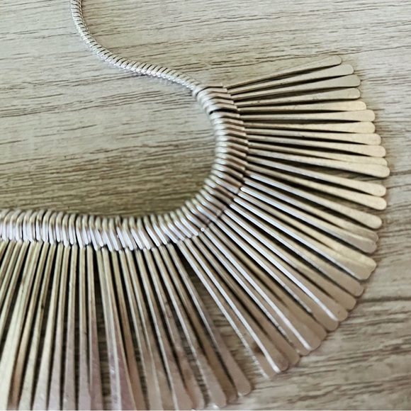 Stella & Dot Essential Fringe Silver Statement Necklace - Picture 3 of 5